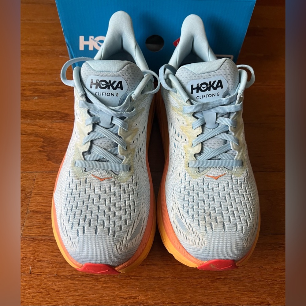 Hoka Clifton 8 - Women’s Size 8 WIDE